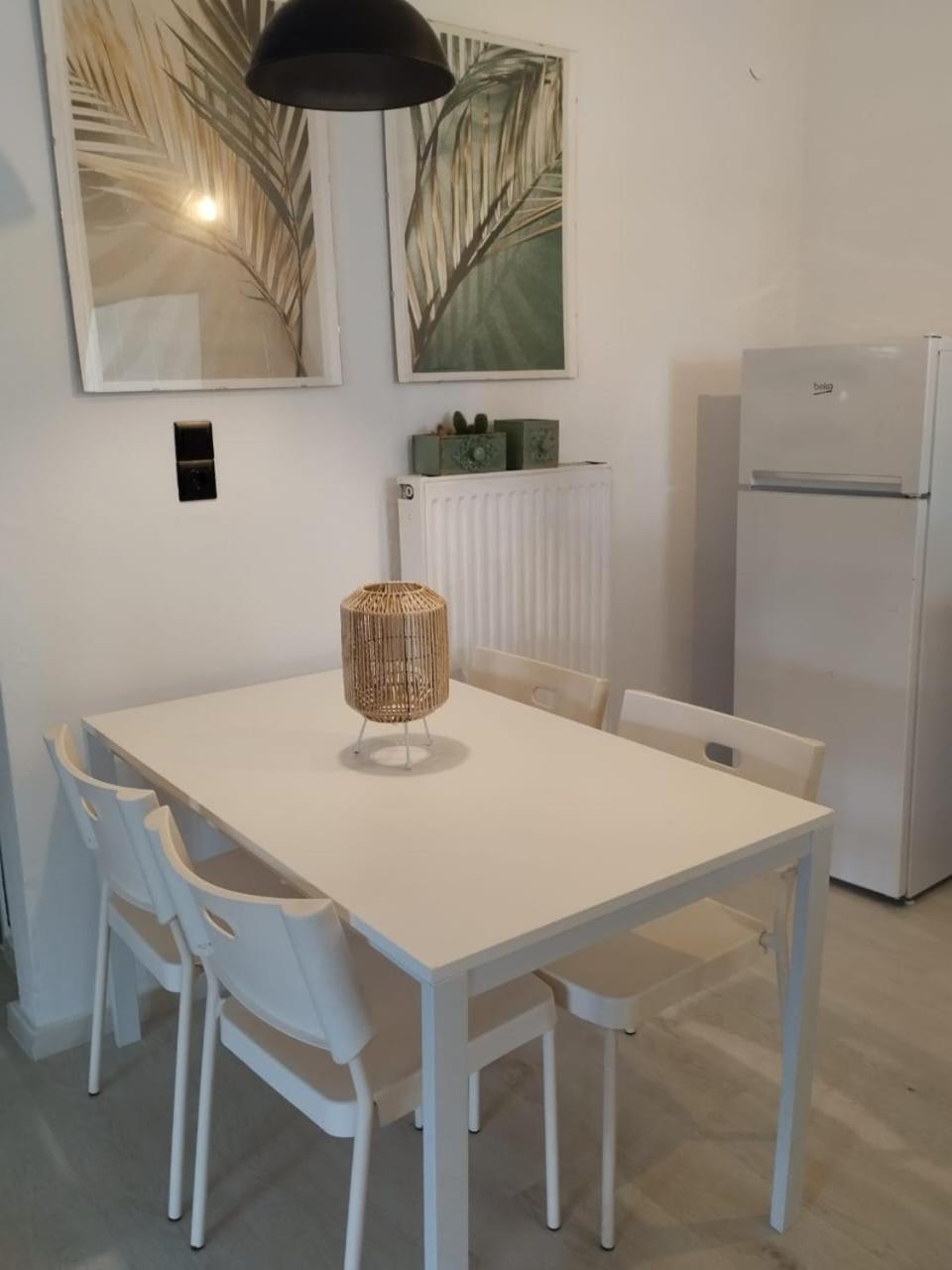 Black N' White Cozy Housegarden 알렉산드로폴리스 외부 사진